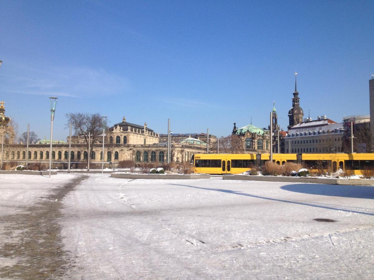Fewo Am Zwinger Dresda Esterno foto